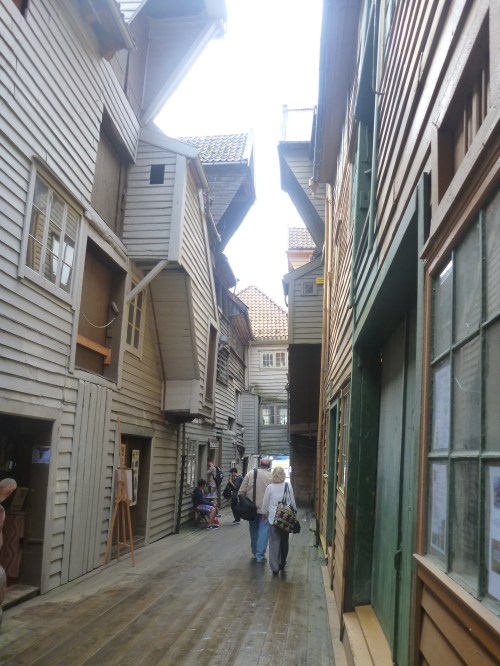 Lots of cute narrow alleyways!