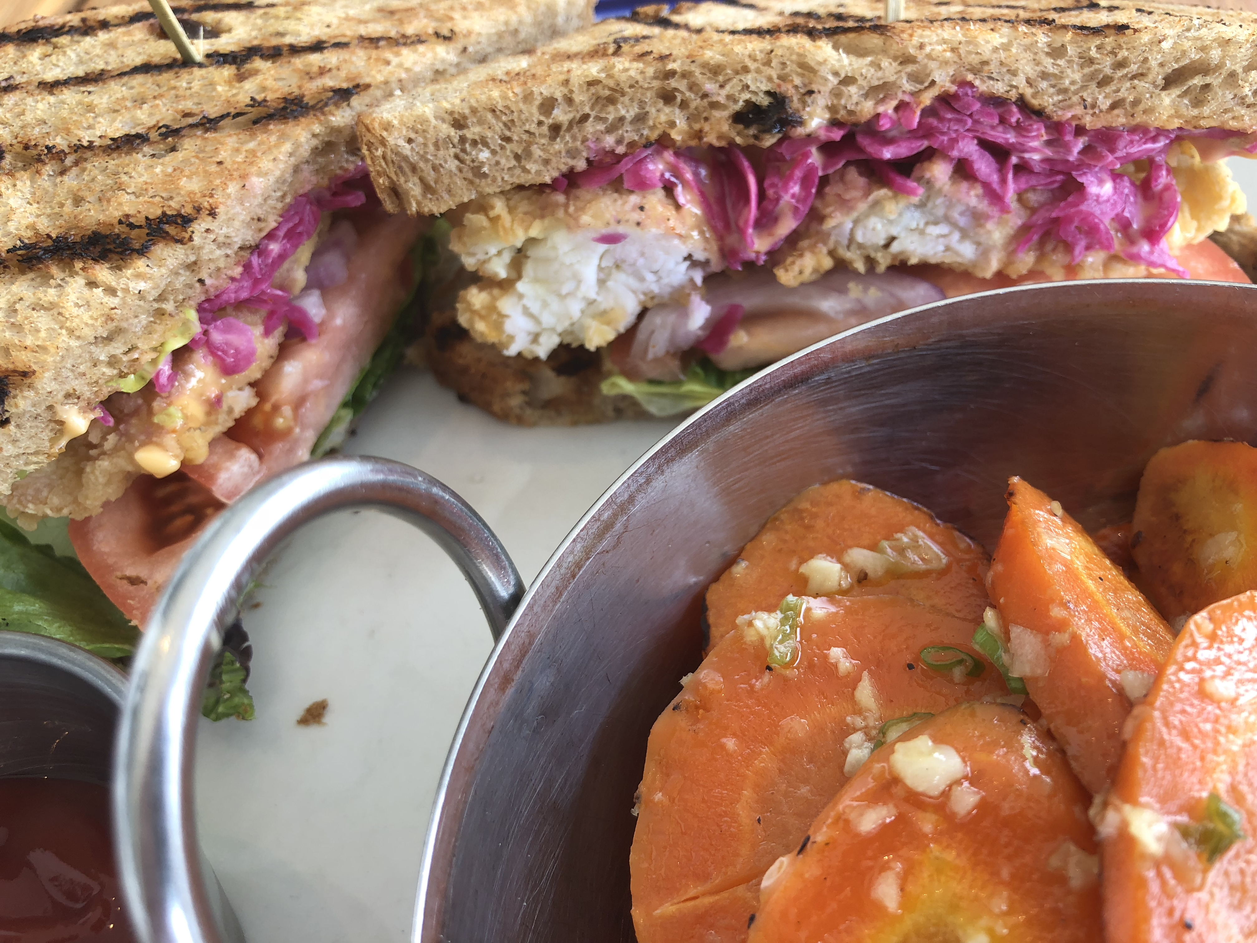 20180604_170047783_iOS