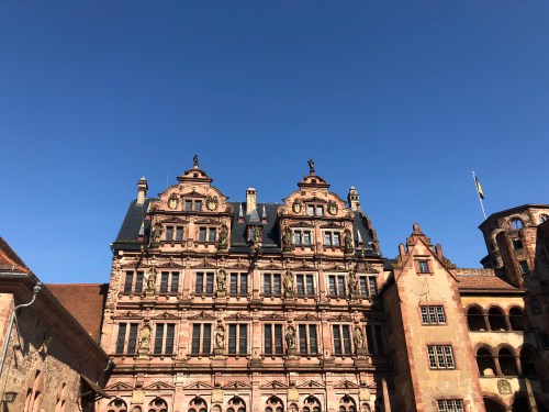 20180915_090246569_iOS