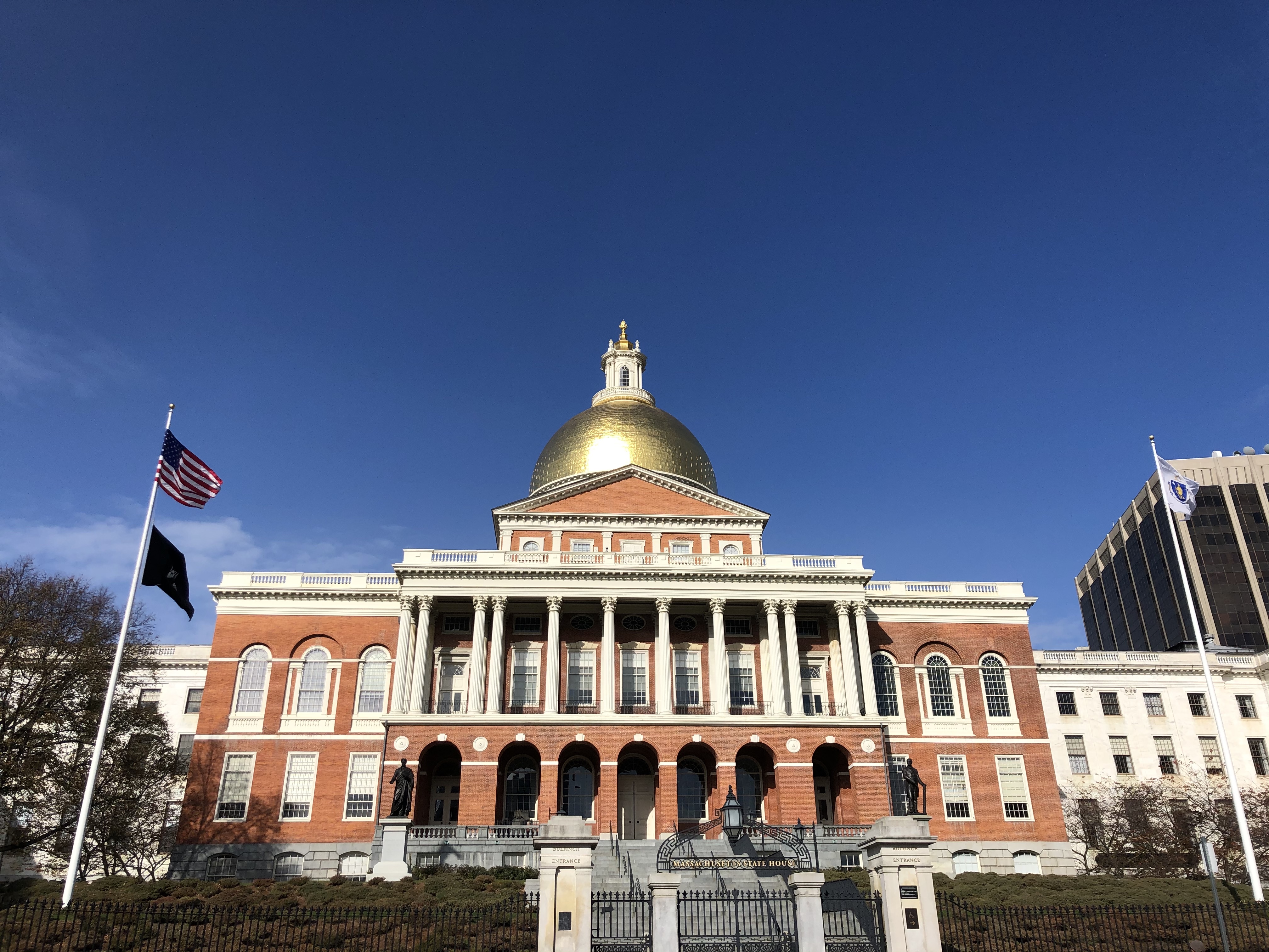 20191110_171414375_iOS