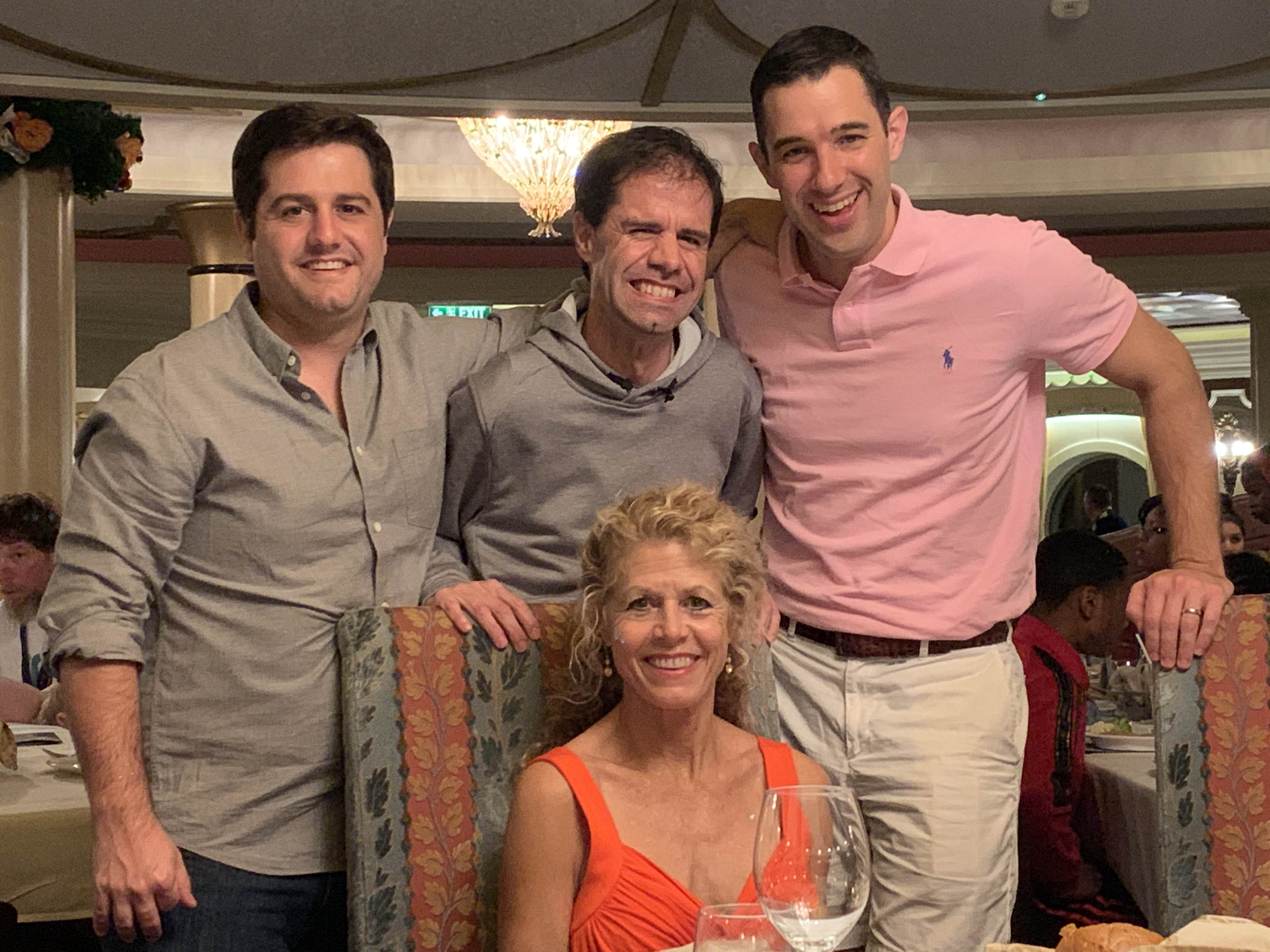 20191219_232525648_iOS